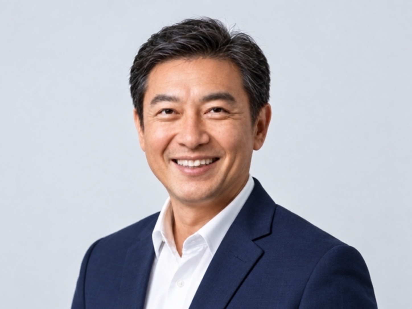 房仲業務員王小明的專業形象示範